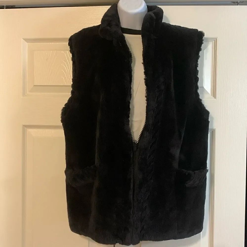 NUTRIA FUR VEST, Sheared, authentication papers included, by MURRAYS/Boston